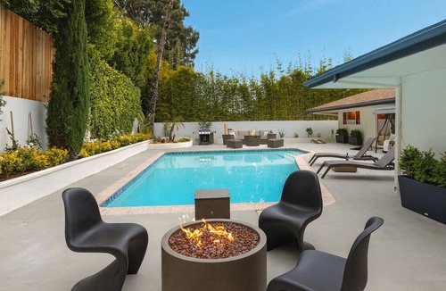 Hollywood Hills House | Charming Hollywood Hills Villa: Heated Pool, Unique Design, Peaceful and Private