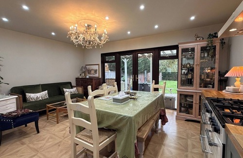 Bray on Thames House | Charming Holyport Hideaway: 1BD Farmhouse