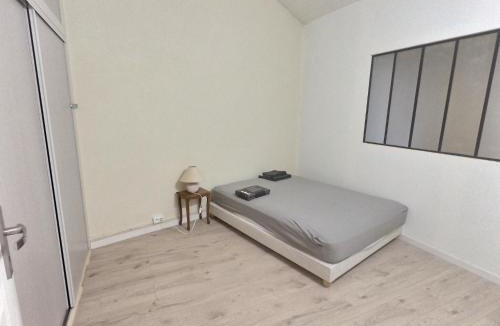 Loudun Apartment | Charming home 12