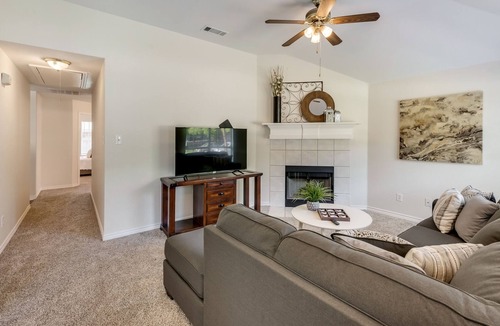 West Dallas House | Charming Home - 15 Min. to Downtown!