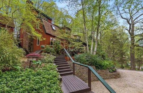 Guilford House | Charming Home Among the Trees