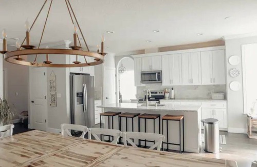 Five Corners House | Charming home-away-from home. Great location.