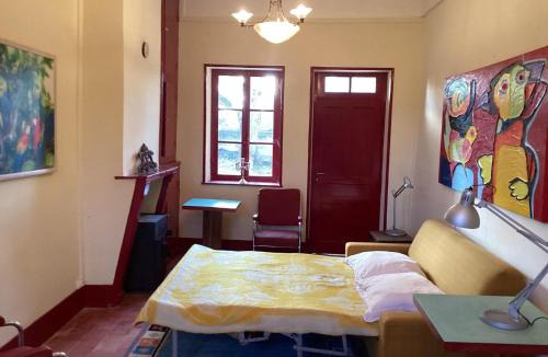 Le Veurdre House | Charming Home by River Allier Hiking Trails