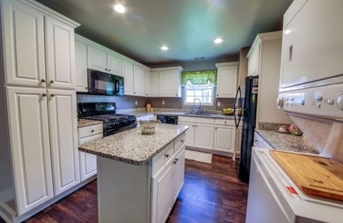 Brighton House | Charming home in Brighton, TN – Close to Memphis