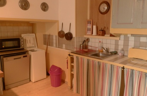 Saint-Beat Apartment | Charming home in Saint-Béat