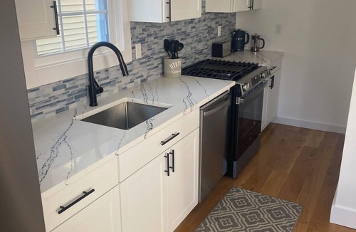 Bridgeport House | Charming Home in Seaside