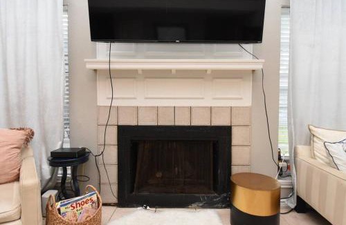 Atascocita House | Charming Home Near IAH, Minutes from Malls