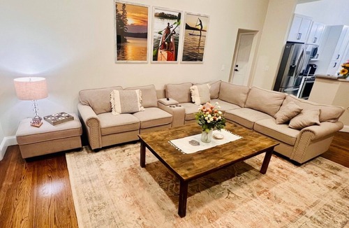 Gainesville House | Charming Home on Lake Lanier, sleeps 14, all the amenities! Come make Memories!