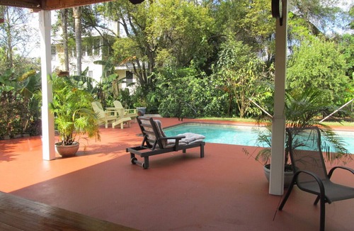 Bartow House | Charming Home on Oak lined street in Historic District