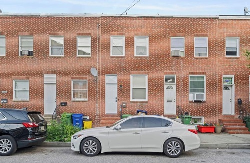 Downtown Baltimore House | Charming Home: Parking, Sleeps 10, WFH Space