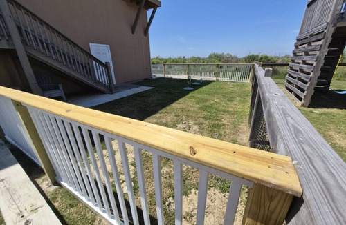 Gilchrist House | Charming home w/fantastic view