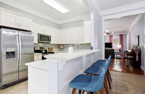Dixon Park House | Charming Home | Victorian District