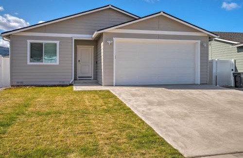 East Wenatchee House | Charming Home w/Mtn & Columbia River Views!