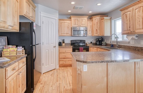 Ammon House | Charming Home w/Table for 12, Theater, Fireplace