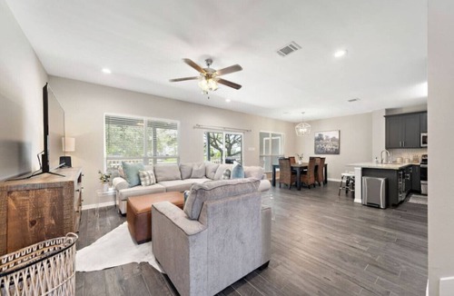 West Livingston House | Charming Home with Lake Views & Private Pool