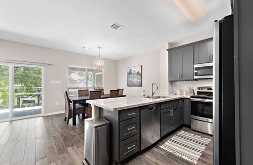 West Livingston House | Charming Home with Lake Views & Private Pool