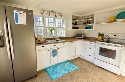 Waldo County House | Charming Home Walk Downtown/Waterfrontn