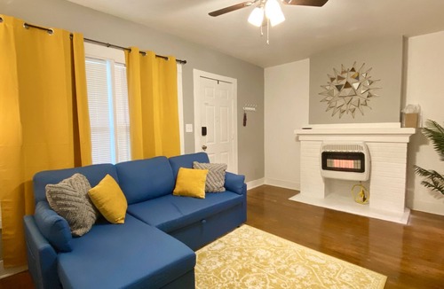 Wichita Falls House | Charming Home+Washer Dryer+Kitchen +Quick Access to Freeway