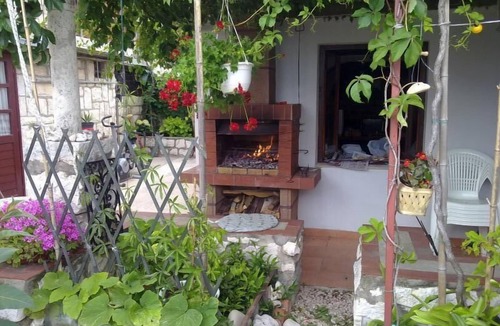 Montovjerna Apartment | Charming home with a beautiful sea view