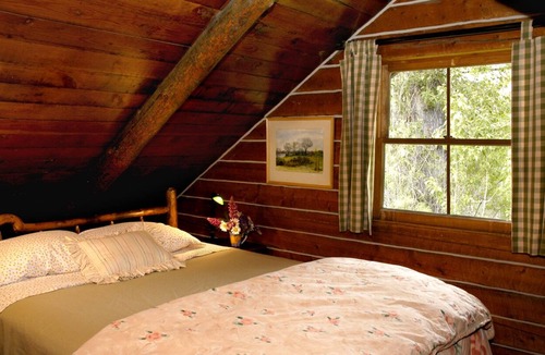 Ketchum Cottage | Charming Honeymoon Cottage