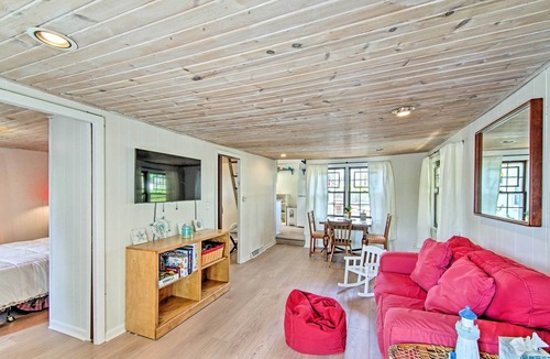 Horicon Cottage | Charming Horicon Cottage + Dock on Rock River