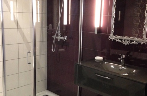 Oeyreluy Hotel | Charming Hotel Room