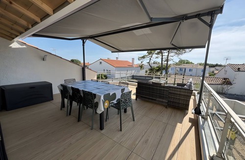La Tranche-sur-Mer Villa | Charming House with Heated Pool