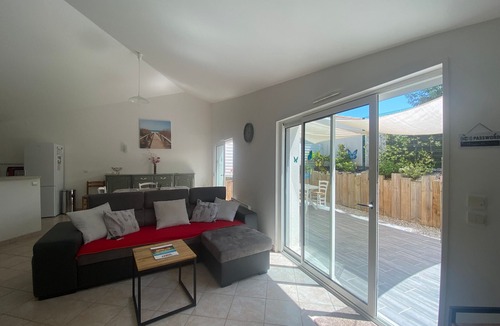 La Tranche-sur-Mer House | Charming House Near Beach and Forest, With Terrace and Modern Amenities