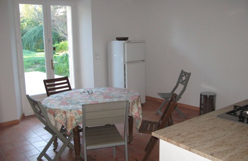 Malemort-du-Comtat House | CHARMING HOUSE (18th century-2000s renovation)