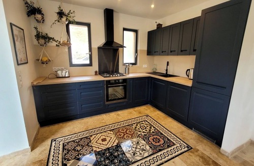 Simiane-la-Rotonde House | Charming house