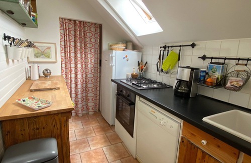 Verneuil-sur-Indre House | Charming house with large heated pool