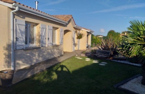 Cussac-Fort-Medoc House | Charming house between castles and ocean