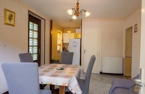 Mazeyrolles Cottage | Charming house in Prats-du-Périgord with enclosed garden