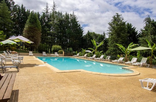 Mazeyrolles Cottage | Charming house in Prats-du-Périgord with enclosed garden