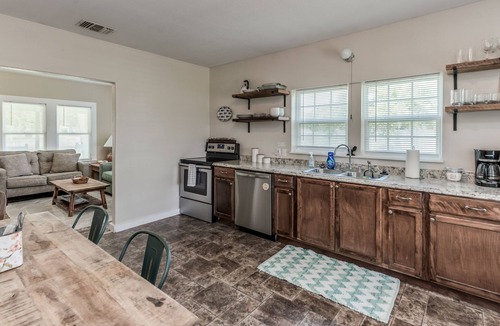 Fulton House | Charming House 1/2 Block from Bay