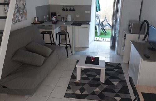 La Jarne House | Charming house 10 minutes from the beach