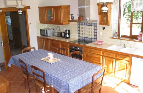 Dondas House | Charming house, 12p, spacious, pool, beautiful view, air-conditioning, equip. handicapped