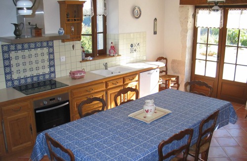 Dondas House | Charming house, 12p, spacious, pool, beautiful view, air-conditioning, equip. handicapped