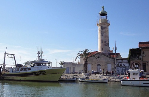 Mireval House | Charming house 2 steps from the sea in the historic center of the village
