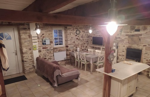 Beganne House | Charming house 5 minutes from the port of Folleux and 30 minutes from the beaches.