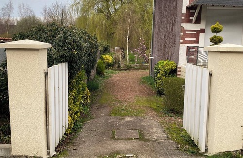 Incheville House | Charming house between pond and forest. 10 minutes by car from the sea!