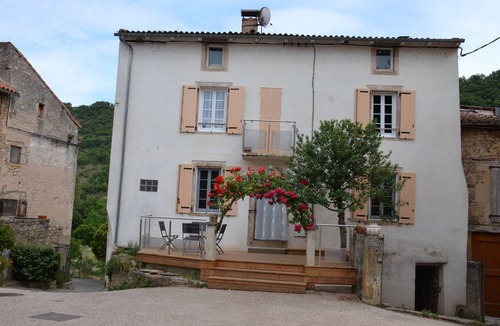 Compregnac House | Charming house, charming village "Comprégnac, Peyre, Millau" near the river
