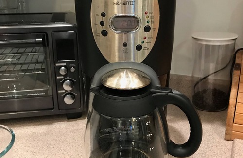 Bryn Mawr House | Charming house close to heart of Bryn Mawr village on a quiet residential street