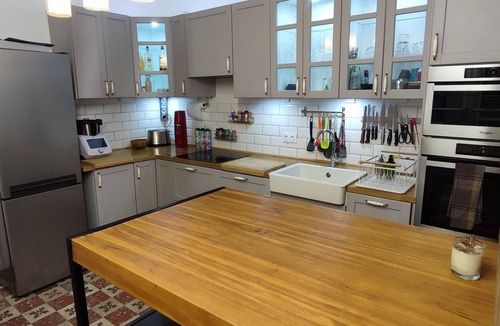 Boutonnet House | Charming house downtown ARCEAUX 140M2. 4 bedrooms. Possible Prkg