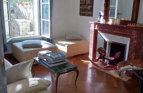 Boutonnet House | Charming house downtown ARCEAUX 140M2. 4 bedrooms. Possible Prkg