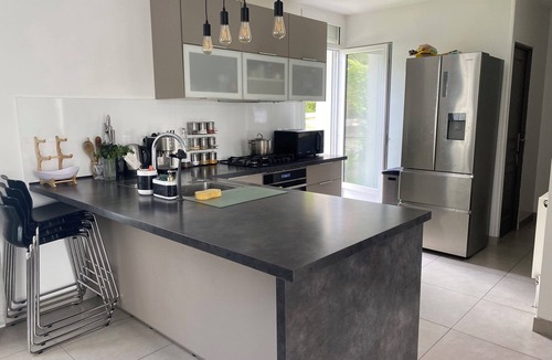 Ermont House | Charming house five minutes walk from the Ligne H train station. 30 minutes from Paris.