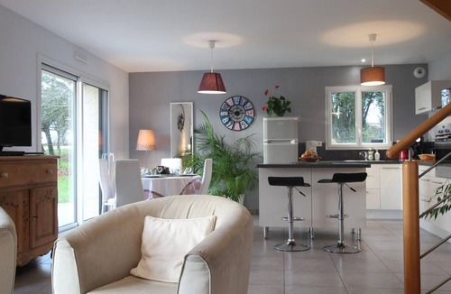 Le Mesnil-Ozenne Cottage | Charming house with garden near Mont St-Michel