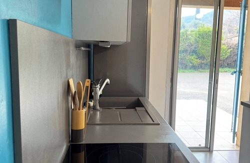 Loriol-du-Comtat House | Charming house sleeps 6 in Provence