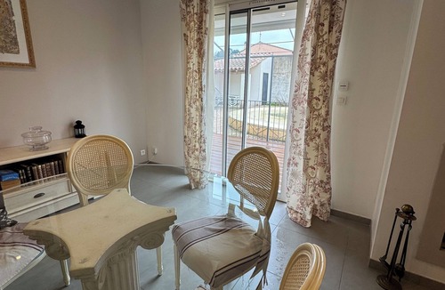 Loriol-du-Comtat House | Charming house sleeps 6 in Provence