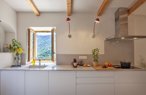 Muro House | Charming house -A STALLA- Between Sea and Mountain